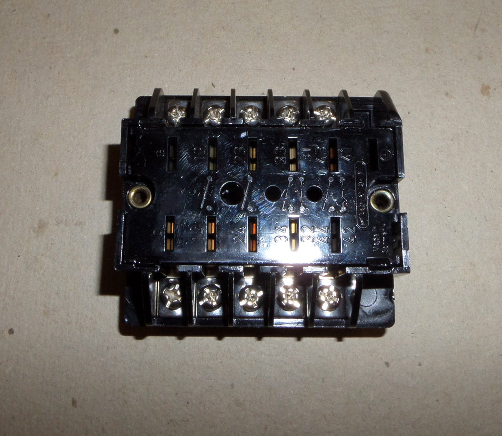 Relay Socket, for Relay Kuhnke 105 A 310  Drill Mic Series